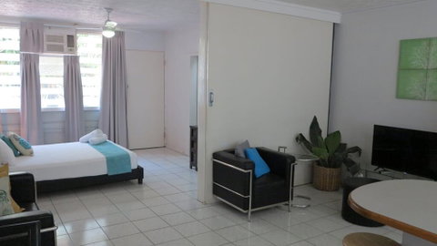 Loyang Apartments Unit 2 - Surfers Gold Coast 3