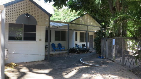Loyang Apartments Unit 2 - Surfers Gold Coast 0