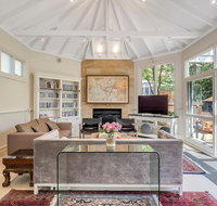 Luxe Mountain Retreat - Katoomba - 4 Bed  Bath - Surfers Gold Coast