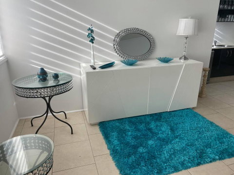 Luxury Apartment, Perfect Location - Surfers Gold Coast 1