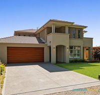 Luxury Coastal Escape - Surfers Gold Coast