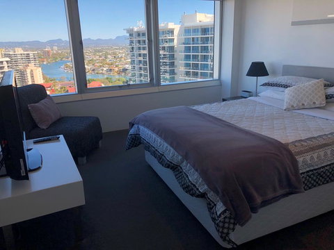 Luxury Large One Bedroom Surfers Paradise - Surfers Gold Coast 0