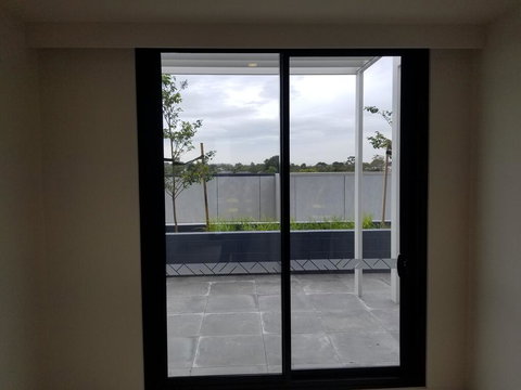 M City Self Contained Apartment - Surfers Gold Coast 2