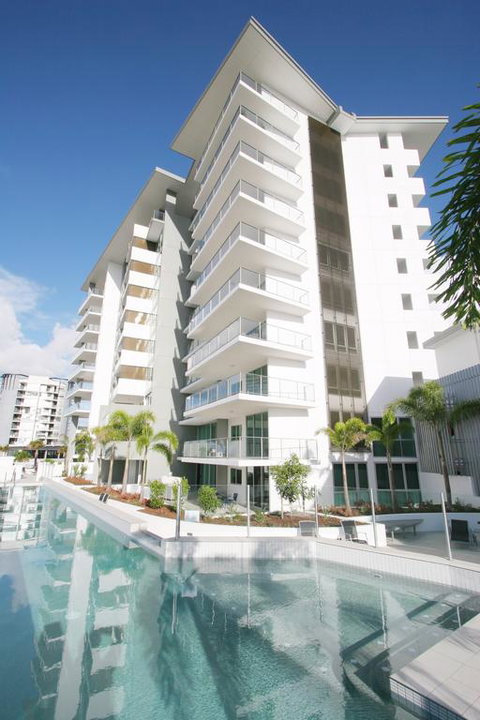 M1 Resort - Surfers Gold Coast 3