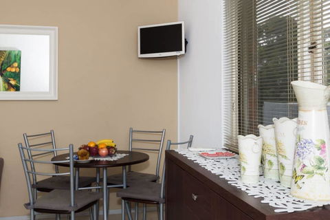 M104 Central Location In Free Transit Zone - Surfers Gold Coast 2
