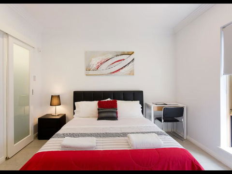 M5 Apartment In The Free Transit Zone West Perth - Surfers Gold Coast 0