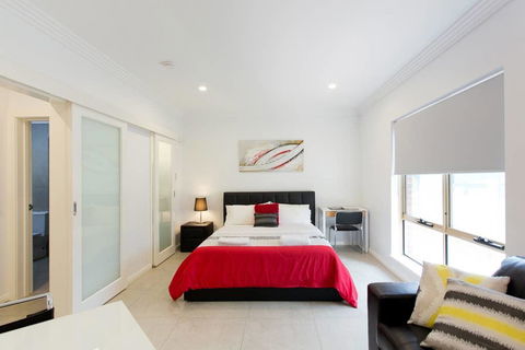 M5 Apartment In The Free Transit Zone West Perth - Surfers Gold Coast 1