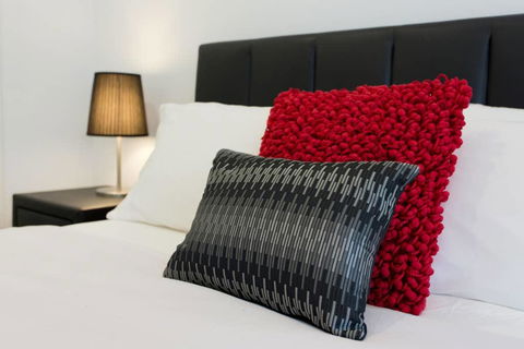 M5 Apartment In The Free Transit Zone West Perth - Surfers Gold Coast 2