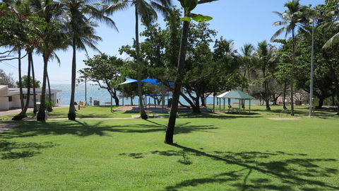 Magnetic Shores Unit 3 - Surfers Gold Coast 3