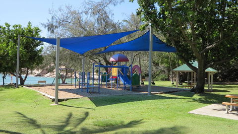 Magnetic Shores Unit 3 - Surfers Gold Coast 1