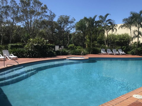 Marcoola Beachfront 3BR -Pool-100m To The Beach. - Surfers Gold Coast 1