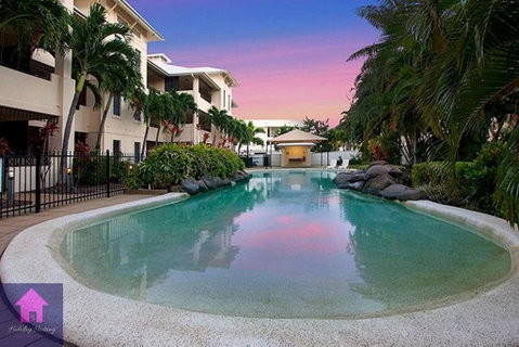 Marina View Apartment - Walk To The Strand - Surfers Gold Coast 0