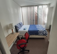 Mascot Clean Bedroom - Surfers Gold Coast