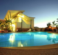 Mayfair Motel - Surfers Gold Coast