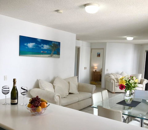 Melrose Apartments - Surfers Gold Coast 0