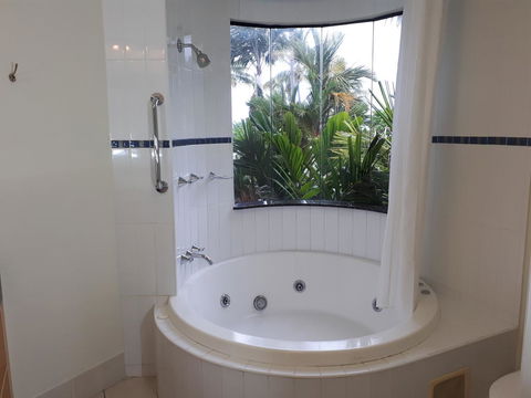 Meridien At Trinity - Surfers Gold Coast 1
