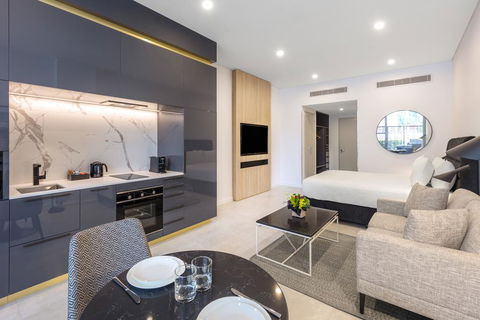Meriton Suites Broadbeach - Surfers Gold Coast 2