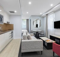 Meriton Suites North Ryde - Surfers Gold Coast