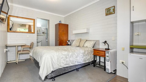Millers Cottage Motel - Surfers Gold Coast 3