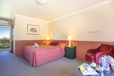 Milton Village Motel - Surfers Gold Coast 1