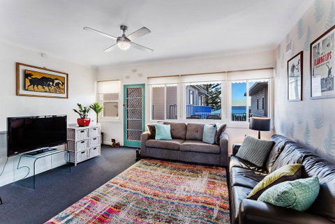 Moana Blue, Unit 3/87 Shoal Bay Road - Surfers Gold Coast 2