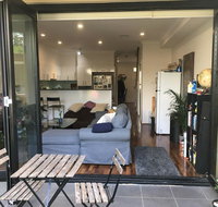 Modern house close to Sydneys vibrant Newtown area - Surfers Gold Coast