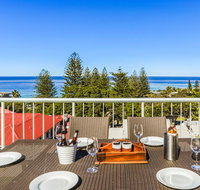 Modern Penthouse with Private Rooftop Terrace - Surfers Gold Coast