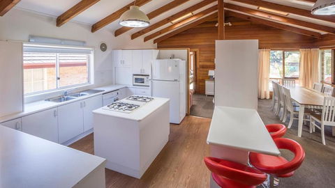 Mollymook Fantastic Holiday House - Surfers Gold Coast 0