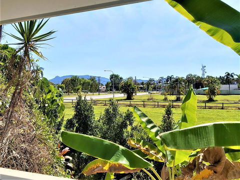 Motel Ingham - Surfers Gold Coast 2