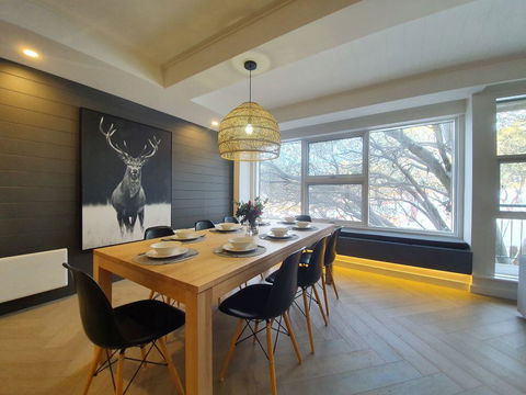 Mt Buller Chalet Hotel & Suites - Surfers Gold Coast 2