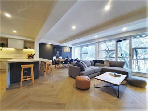Mt Buller Chalet Hotel & Suites - Surfers Gold Coast 1