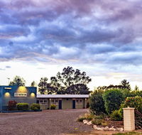Murray Bridge Motor Inn - Surfers Gold Coast