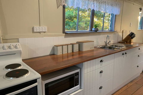 Murray's Farm Cottage - Surfers Gold Coast 0