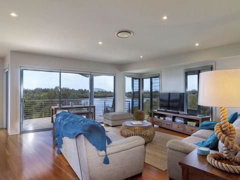 Myall River Magic - Surfers Gold Coast 0