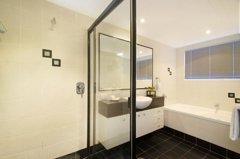 Myconos Resort - Surfers Gold Coast 2