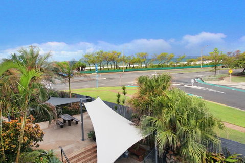 Mylos 19 By G1 Holidays - Surfers Gold Coast 1