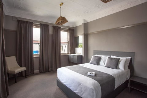 Nags Head Hotel - Surfers Gold Coast 0
