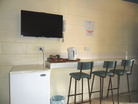 Nanango Antler Motel - Surfers Gold Coast 2
