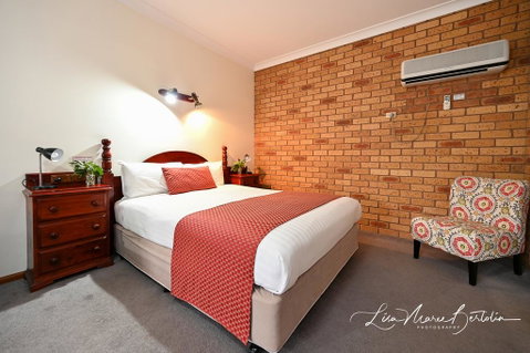 Narrandera Club Motor Inn - Surfers Gold Coast 0