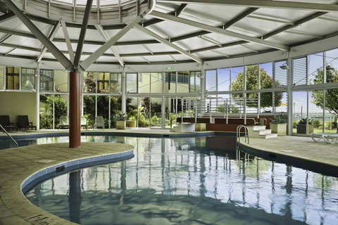 Luxury Suite Bunbury - Surfers Gold Coast 17