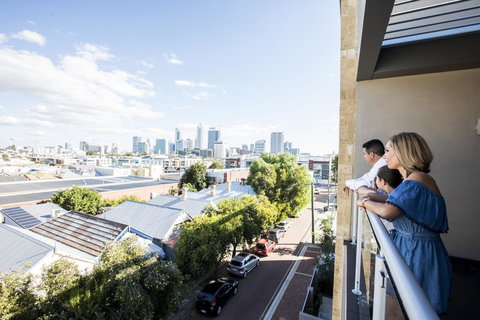 Zappeion Apartments - Surfers Gold Coast 19