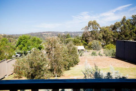 Yvonnes Rest Holiday Home - Surfers Gold Coast 9