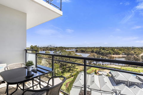 508 Stupendous Sunsets & Views Pool Gym Parking - Surfers Gold Coast 25