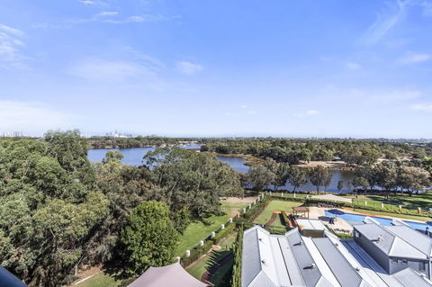 508 Stupendous Sunsets & Views Pool Gym Parking - Surfers Gold Coast 35