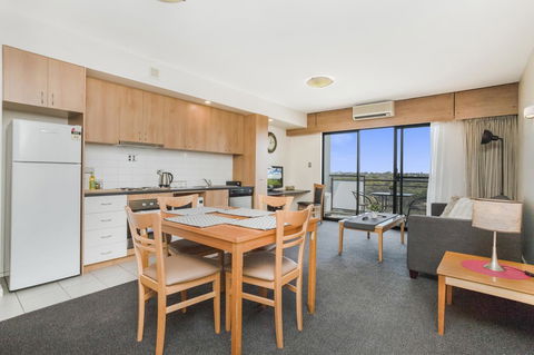 508 Stupendous Sunsets & Views Pool Gym Parking - Surfers Gold Coast 11
