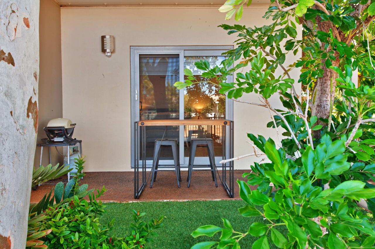 Mulataga WA Surfers Gold Coast