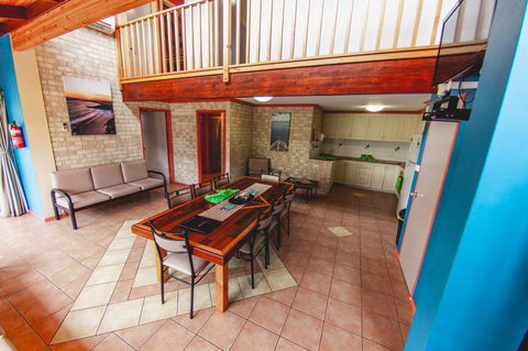 Esperance Foreshore Apartments - Surfers Gold Coast 13