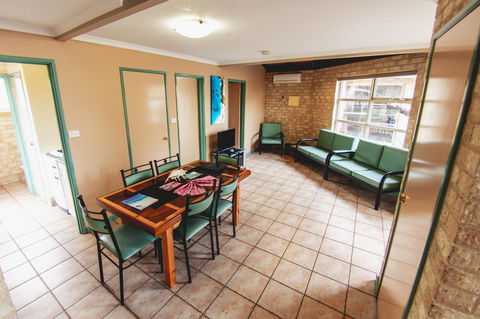 Esperance Foreshore Apartments - Surfers Gold Coast 33