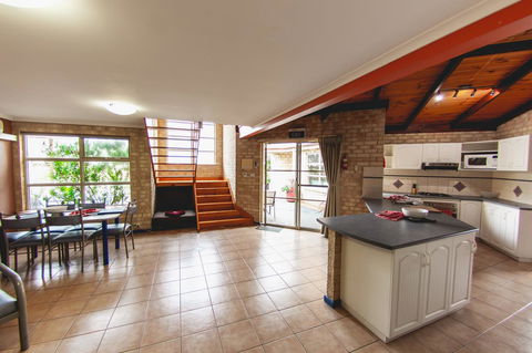 Esperance Foreshore Apartments - Surfers Gold Coast 41