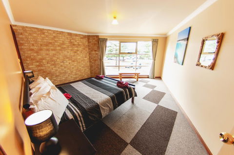 Esperance Foreshore Apartments - Surfers Gold Coast 12